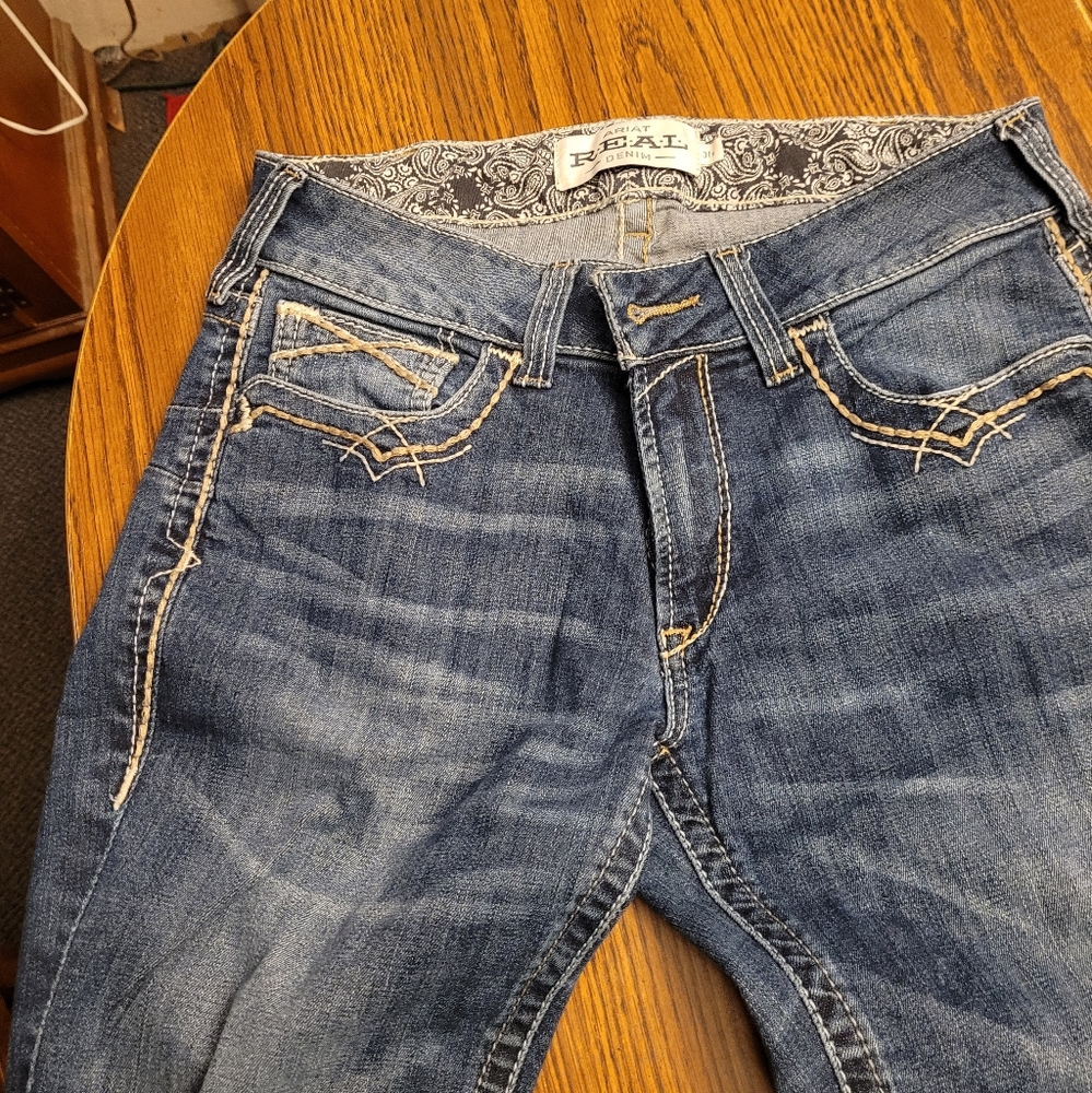 Boot cut jeans